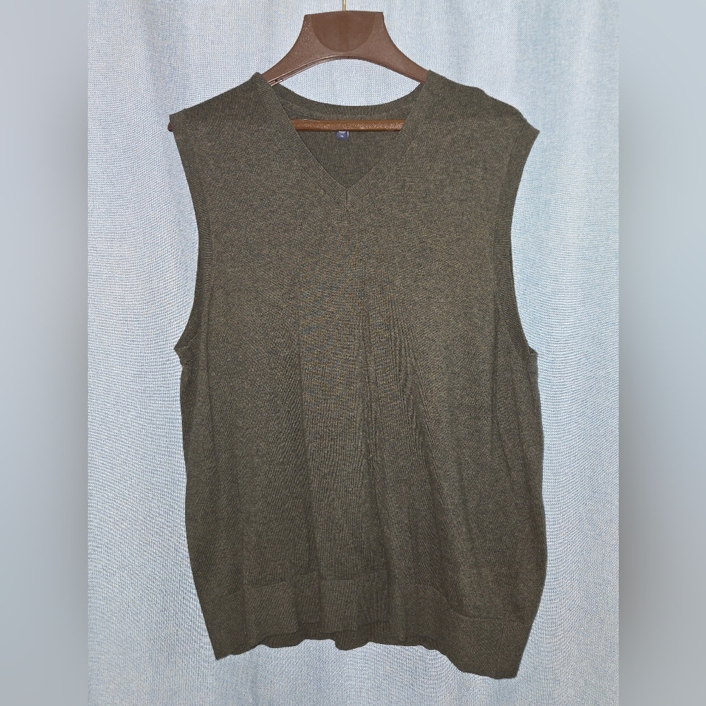 Gap Dark Green Sleeveless Knit Sweater Vest